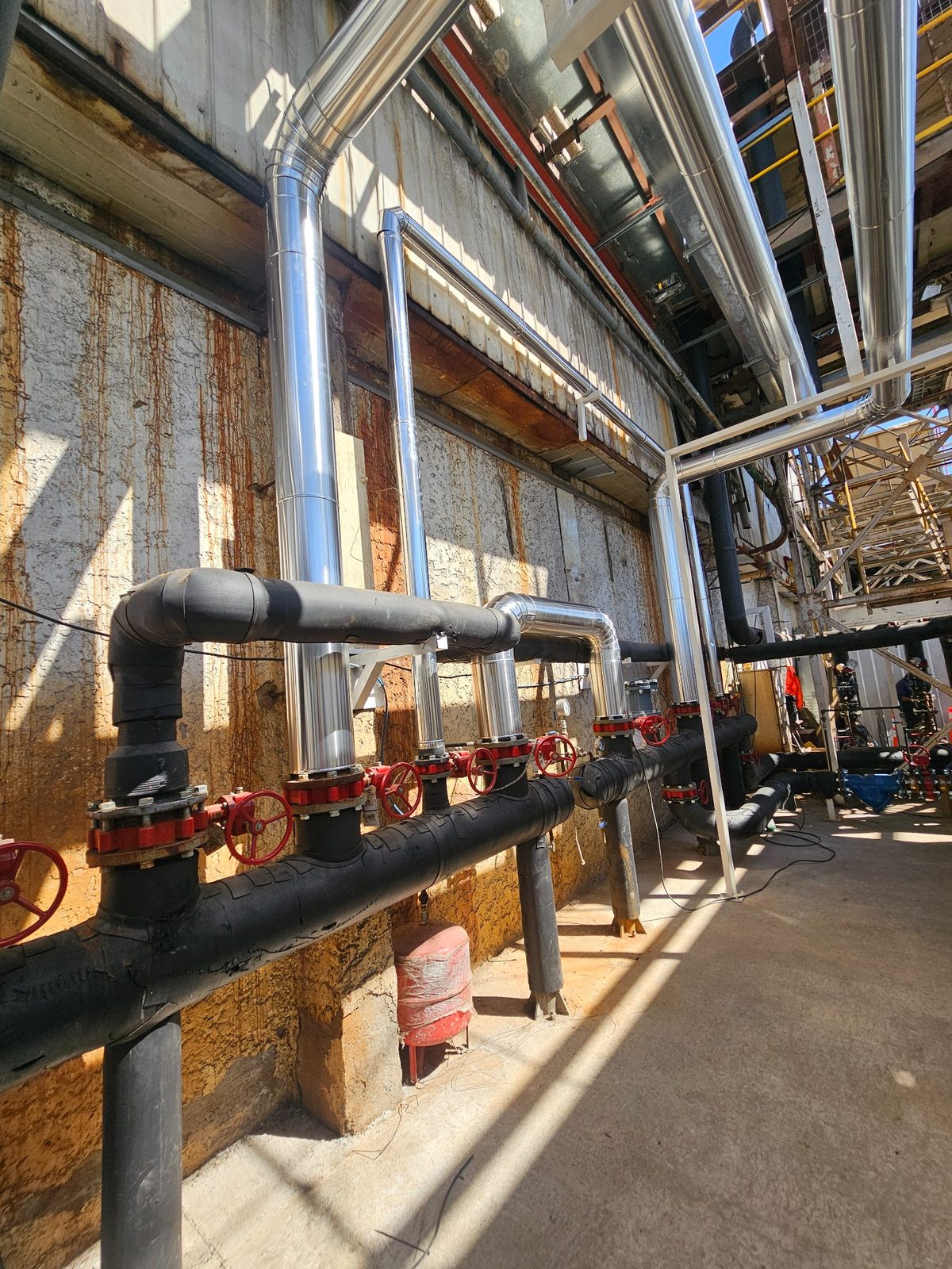 Trabajo industrial de aislación térmica CYC CreAccion